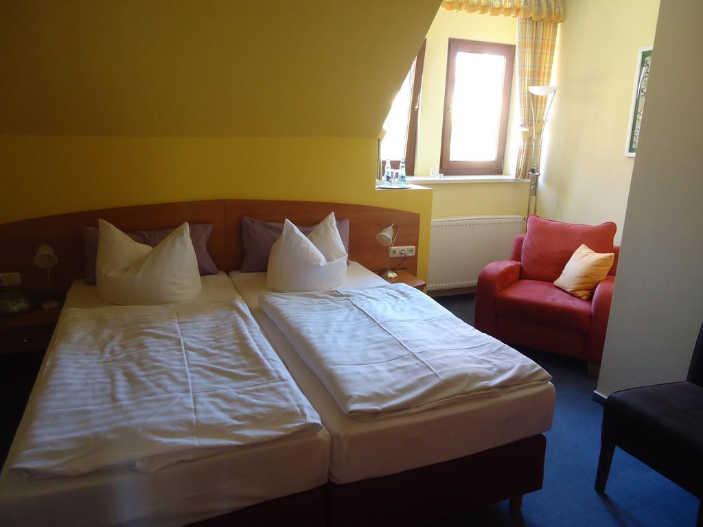 Hotel Wilhelmshof Ribnitz-Damgarten Room photo